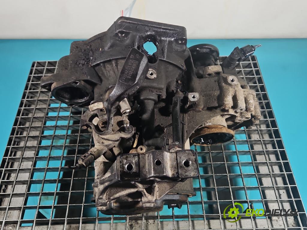 Vw Bora 1.9 TDI 101 HP manual 74 kW 1896 cm3 5- prevodovka stupeň,rýchlosť manual EUH