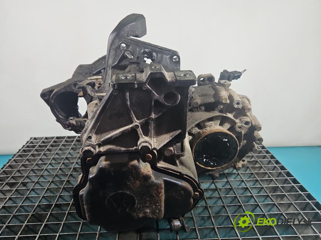 Vw Bora 1.9 TDI 101 HP manual 74 kW 1896 cm3 5- prevodovka stupeň,rýchlosť manual EUH