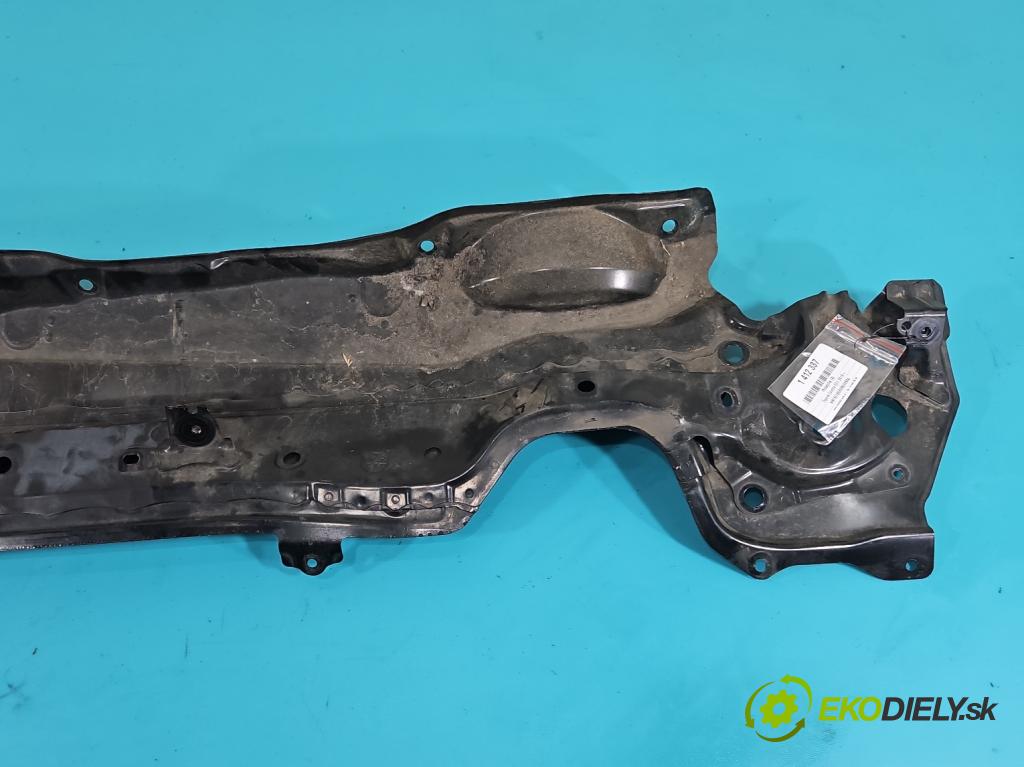 Toyota Corolla E21 2019- 1.6 16V 132  HP manual 97 kW 1598 cm3 4- torpédo  (Torpéda)