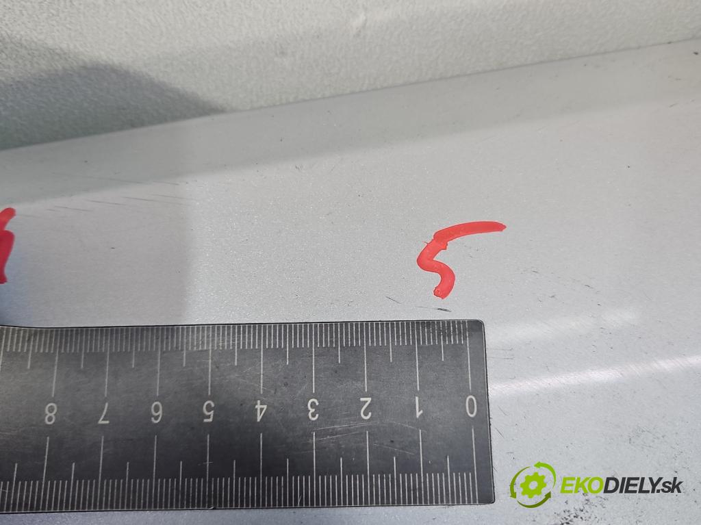 Citroen C2 1.4 HDI 68 hp manual 50 kW 1398 cm3 3- zadní kufrové dveře  (Zadní kapoty)