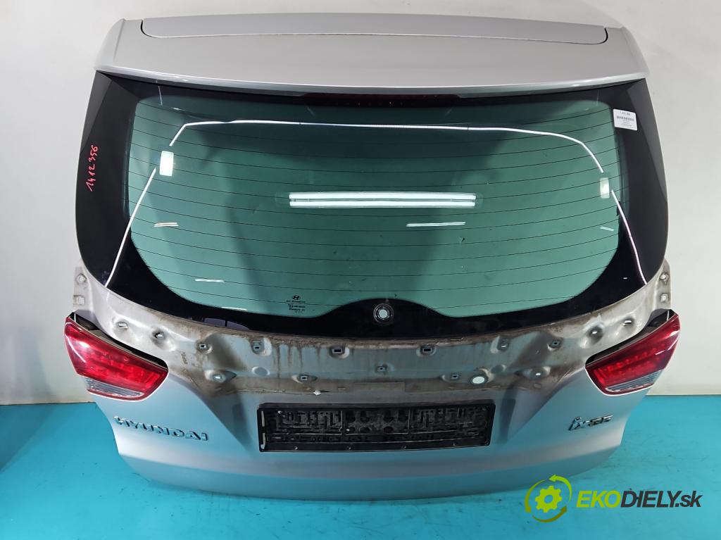 Hyundai Ix35 2.0 16V 163 hp manual 120 kW 1980 cm3 5- zadní kufrové dveře  (Zadní kapoty)