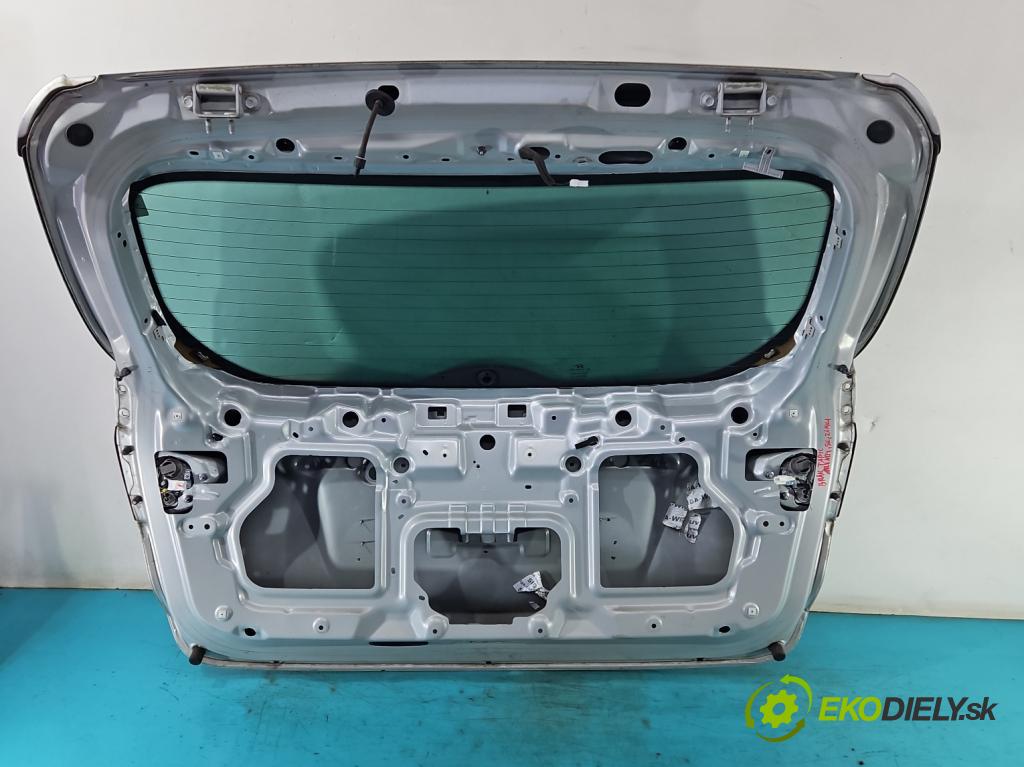 Hyundai Ix35 2.0 16V 163 hp manual 120 kW 1980 cm3 5- zadní kufrové dveře  (Zadní kapoty)