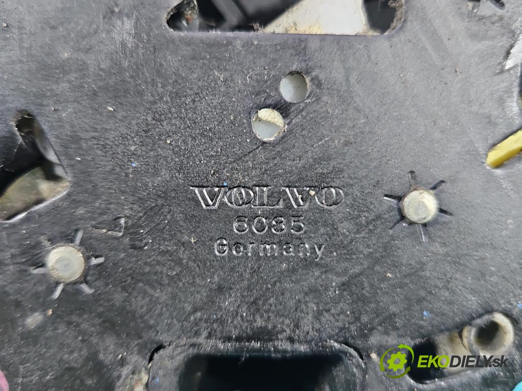 Volvo V70 I 1996-2000 2.5 TDI 140 hp manual 103 kW 2461 cm3 5- zámek přední levý 6085