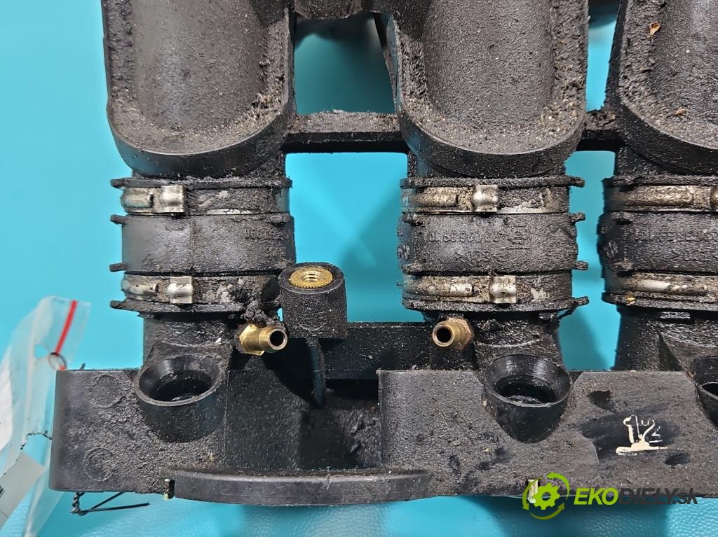 Audi A4 B5 1994-2001 1.6 8V 101 HP manual 74 kW 1595 cm3 5- zvod nasávací 06B133210AD (Sacie potrubia)