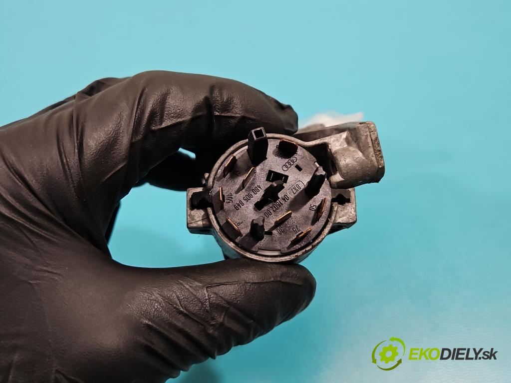 Skoda Octavia I 1996-2010 1.6 SR 101 HP manual 74 kW 1595 cm3 5- Spínačka 4B0905851C (Spínacie skrinky a kľúče)