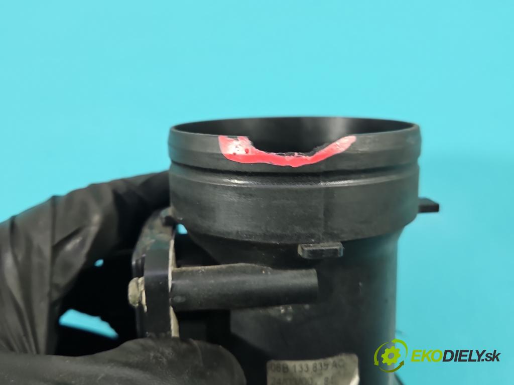 Audi A4 B5 1994-2001 1.6 8V 101 HP manual 74 kW 1595 cm3 5- průtokoměr: 06A906461B (Váhy vzduchu)