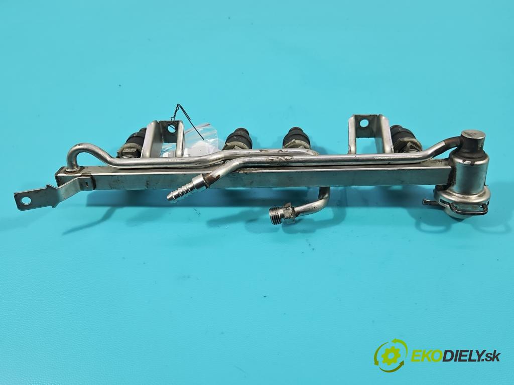 Audi A4 B5 1994-2001 1.6 8V 101 HP manual 74 kW 1595 cm3 5- vstrek 078133551D (Vstrekovače)