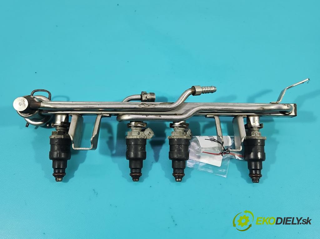 Audi A4 B5 1994-2001 1.6 8V 101 HP manual 74 kW 1595 cm3 5- vstrek 078133551D (Vstrekovače)