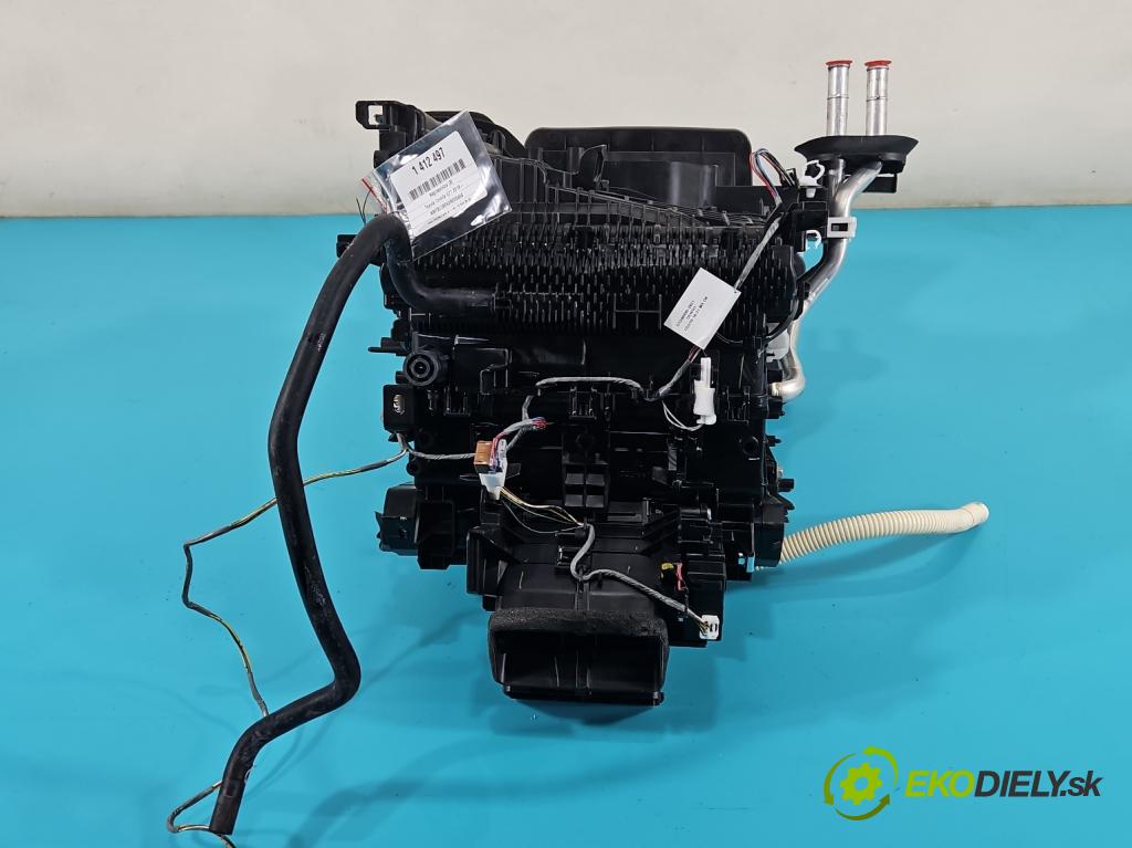 Toyota Corolla E21 2019- 1.6 16V 132  HP manual 97 kW 1598 cm3 4- radiator 87050-02W80 (Radiátor kúrenia)