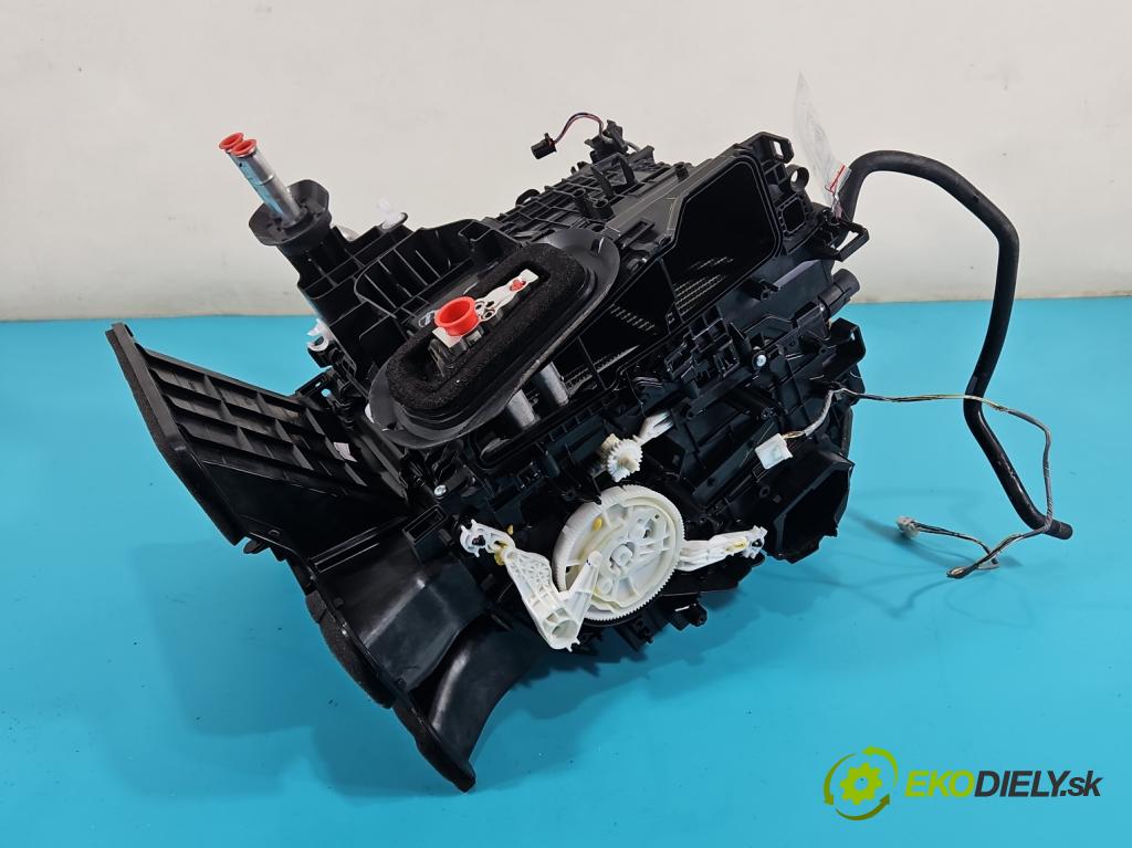 Toyota Corolla E21 2019- 1.6 16V 132  HP manual 97 kW 1598 cm3 4- radiator 87050-02W80 (Radiátor kúrenia)