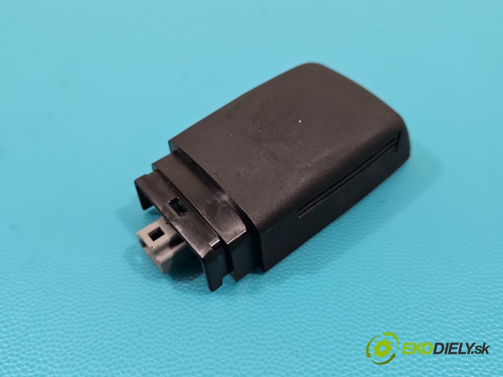 Toyota Corolla E21 2019- 1.6 16V 132  HP manual 97 kW 1598 cm3 4- snímač déšť: 89941-30040 (Snímače dažďa)