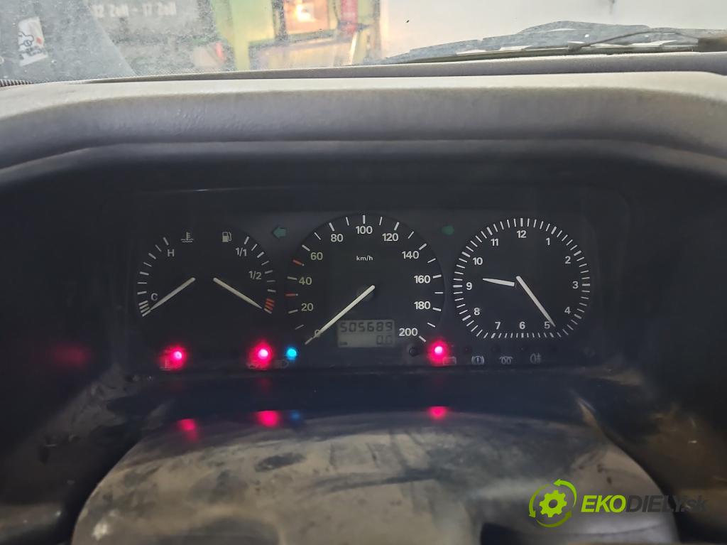 Vw Transporter T4 1990-2003 1.9 td 68 HP manual 50 kW 1896 cm3 5- prístrojovka/ budíky 6160672104 (Prístrojové dosky, displeje)