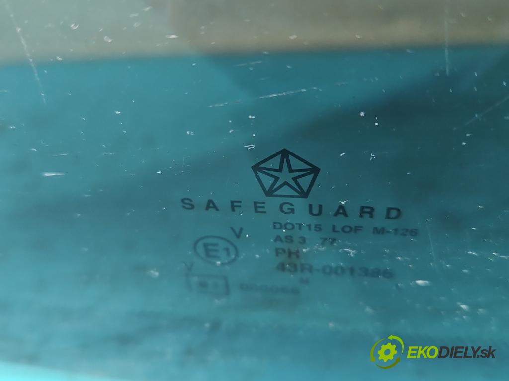 Jeep Cherokee KJ 2001-2008 3.7 V6 204 hp automatic 150 kW 3700 cm3 5- sklo zadní  (Okna zadní)