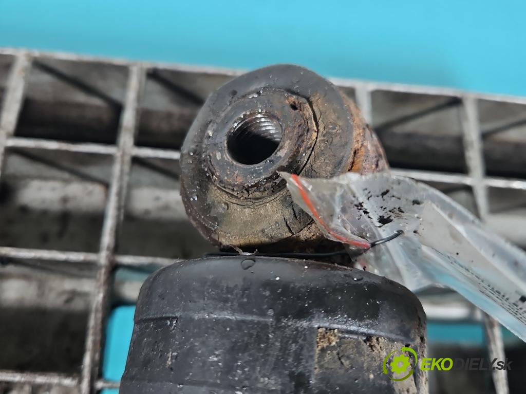 Jeep Cherokee KJ 2001-2008 3.7 V6 204 hp automatic 150 kW 3700 cm3 5- tlumič zadní pravý