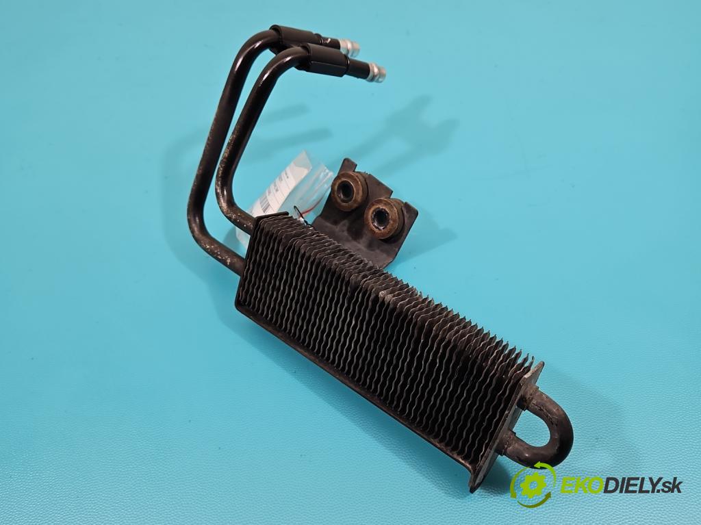 Jeep Cherokee KJ 2001-2008 3.7 V6 204 HP automatic 150 kW 3700 cm3 5- chladič oleja: