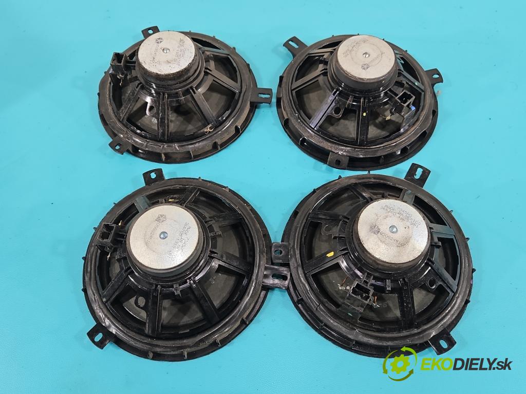 Jeep Cherokee KJ 2001-2008 3.7 V6 204 HP automatic 150 kW 3700 cm3 5- reproduktory komplet 05082451AC