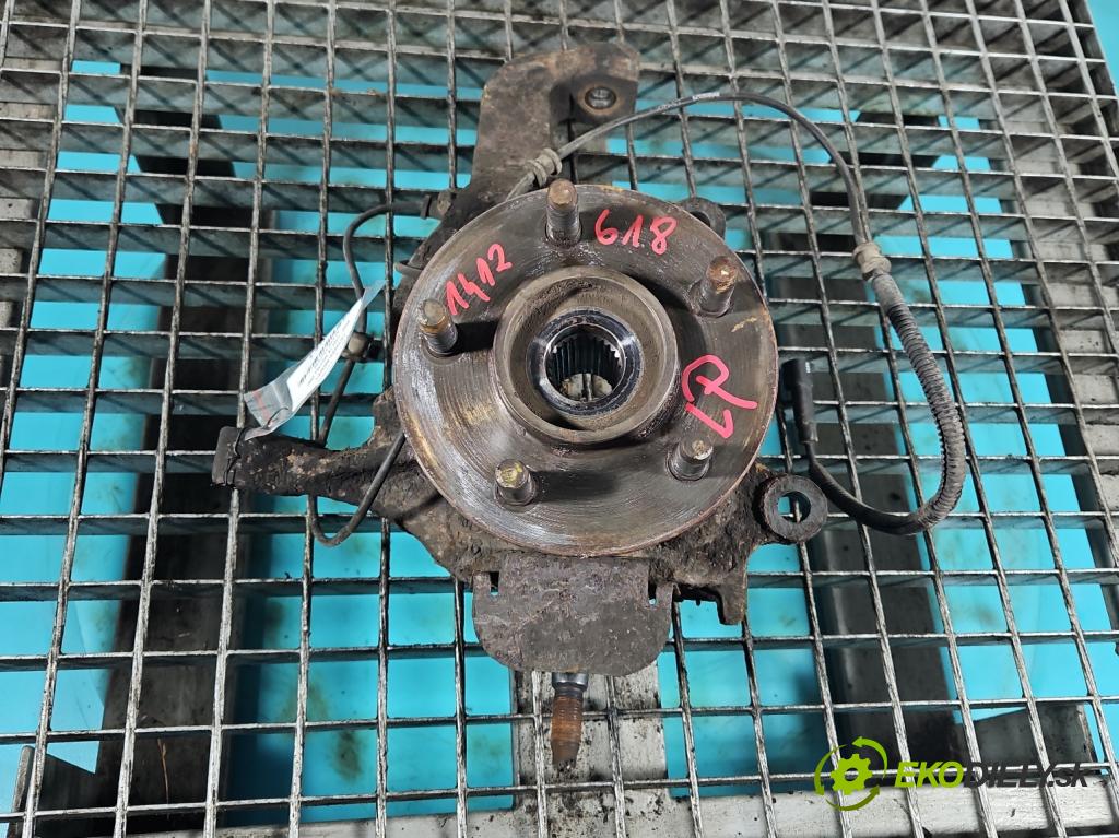 Jeep Cherokee KJ 2001-2008 3.7 V6 204 HP automatic 150 kW 3700 cm3 5- náboj ľavé  (Náboje)