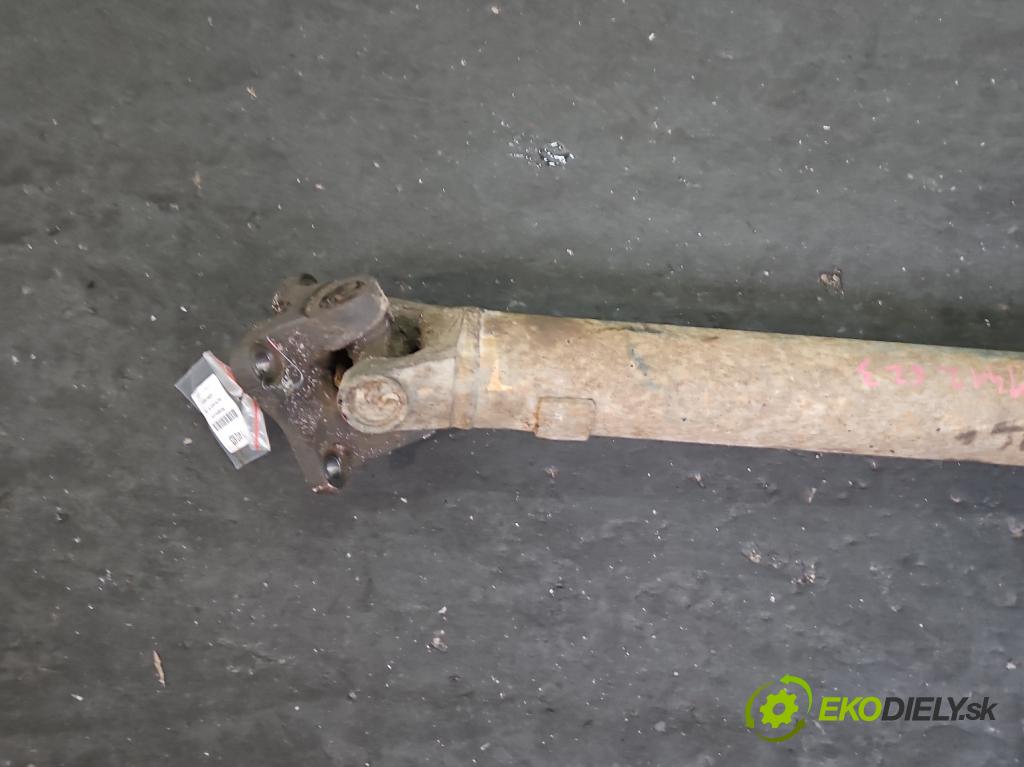 Jeep Cherokee KJ 2001-2008 3.7 V6 204 HP automatic 150 kW 3700 cm3 5- Hřídel: zadné  (Kardaňový hriadeľ)