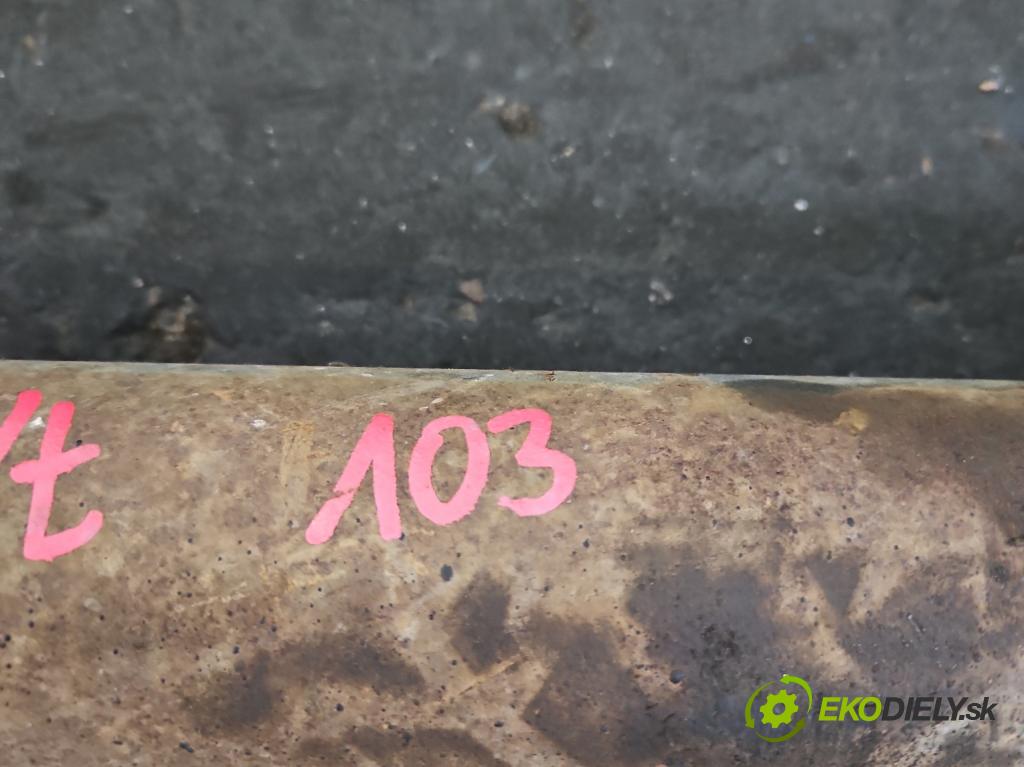 Jeep Cherokee KJ 2001-2008 3.7 V6 204 HP automatic 150 kW 3700 cm3 5- Hřídel: zadné  (Kardaňový hriadeľ)