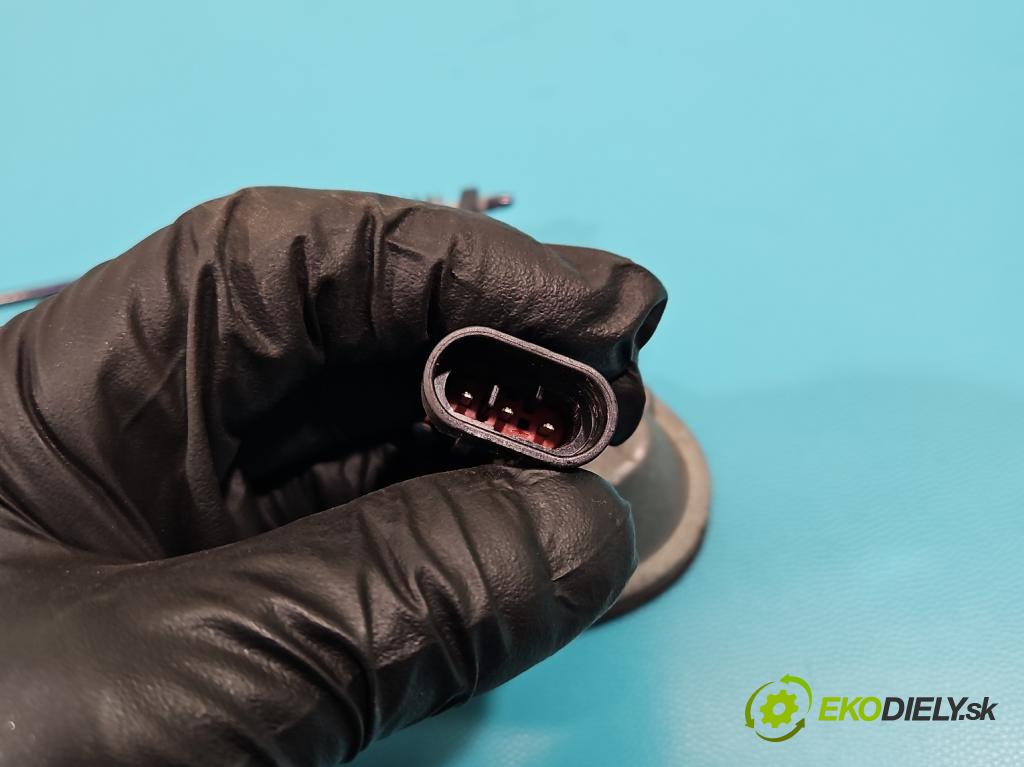 Opel Omega B 1994-2003 2.0 16v 136 HP automatic 100 kW 1998 cm3 5- rukoväť predné ľavé mimo:  (Vonkajšie predné ľavé)