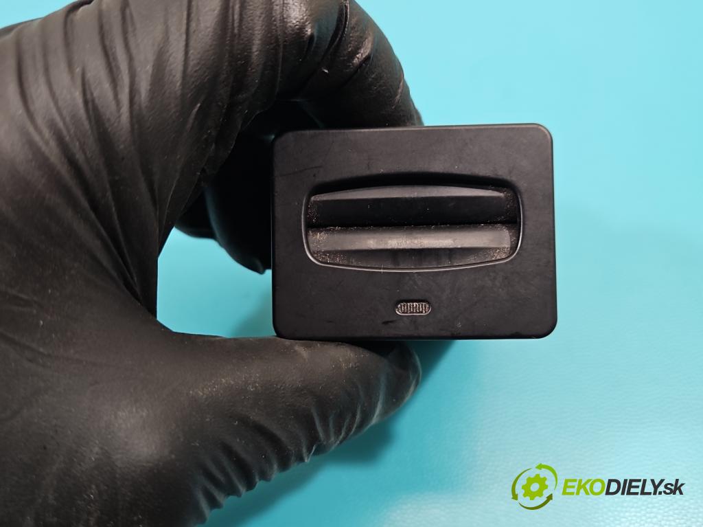 Hyundai Ix35 2.0 16V 163 HP manual 120 kW 1980 cm3 5- Spínačka 95490-2S200 (Spínacie skrinky a kľúče)