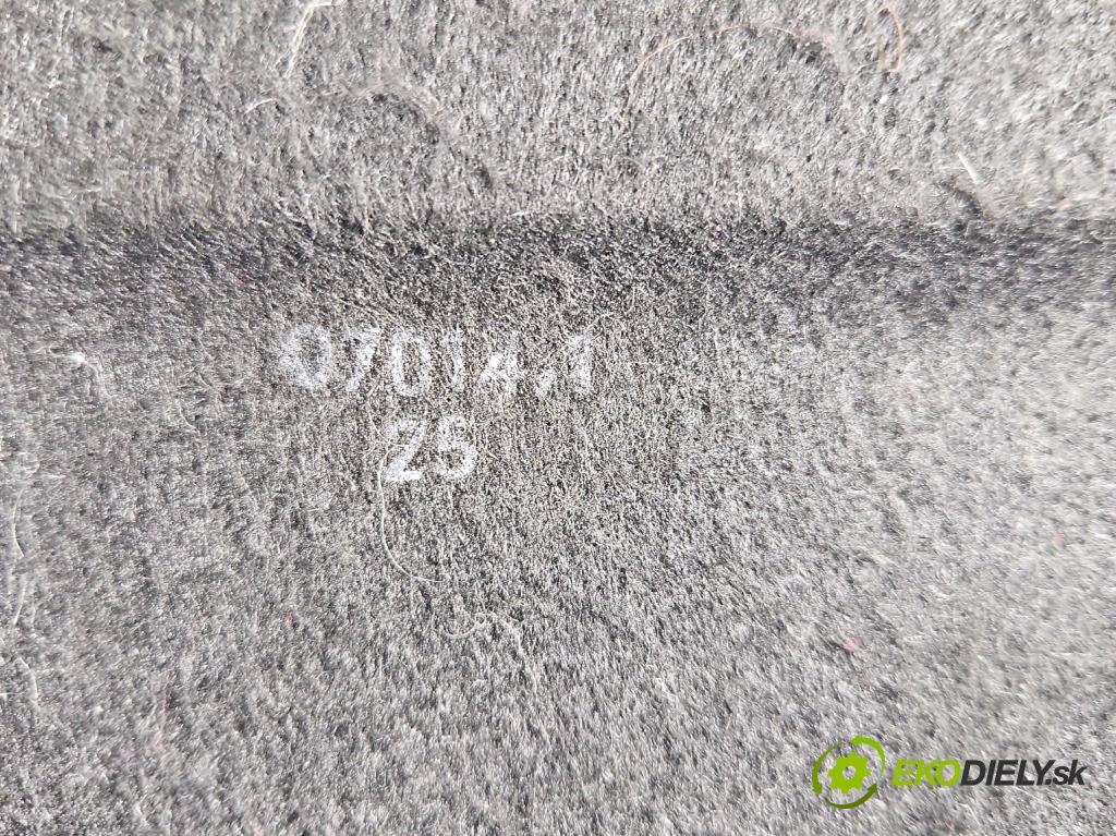 Peugeot 206 1.1b 60 HP manual 44 kW 1124 cm3 3- zadná  (Pláta zadné)