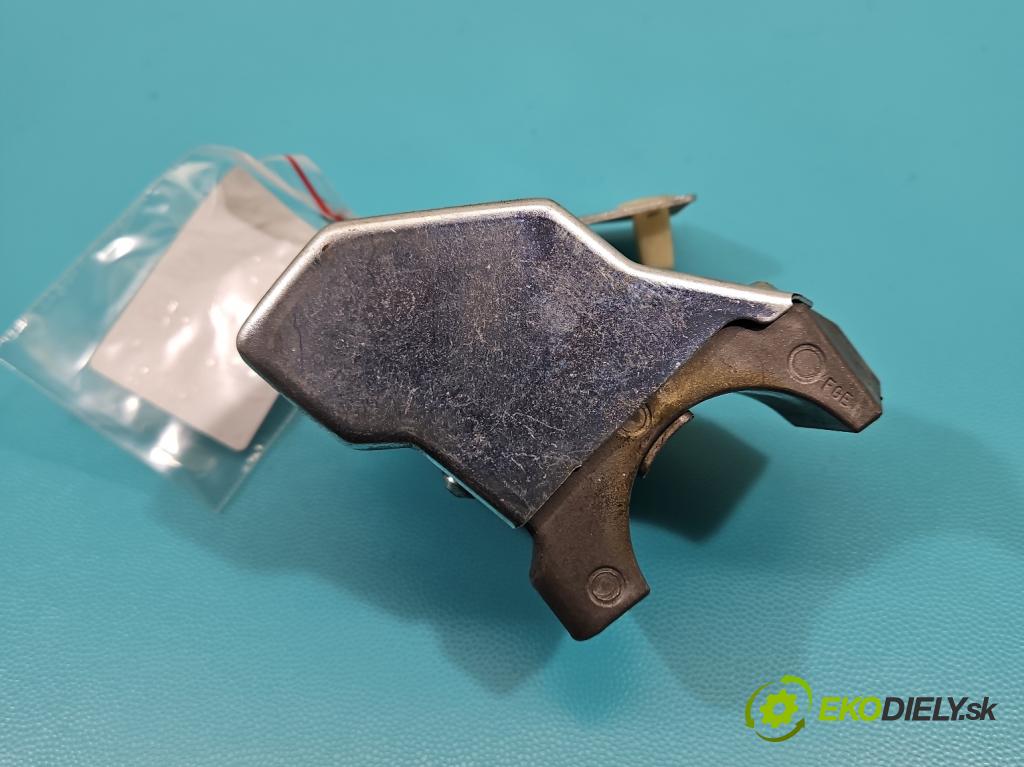 Hyundai Ix35 2.0 16V 163 HP manual 120 kW 1980 cm3 5- Blokáda: řízení: 81900-2P710 (Ostatné)