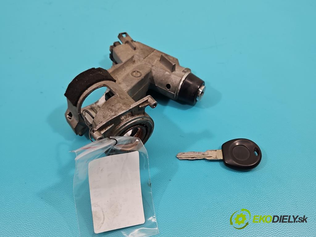 Vw Transporter T4 1990-2003 1.9 td 68 HP manual 50 kW 1896 cm3 5- Spínačka  (Spínacie skrinky a kľúče)