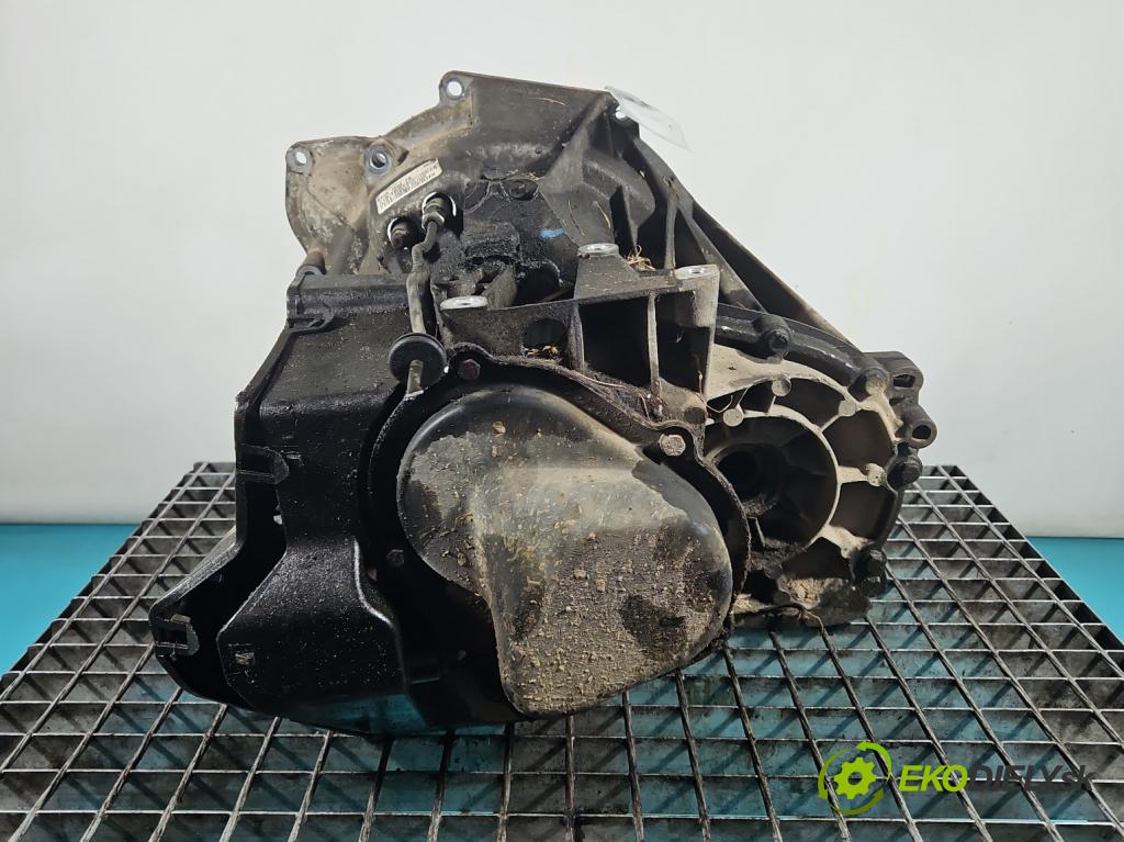 Ford Focus Mk1 1998-2004 1.6 16v 101 HP manual 74 kW 1596 cm3 5- prevodovka stupeň,rýchlosť manual XS4R7002FB