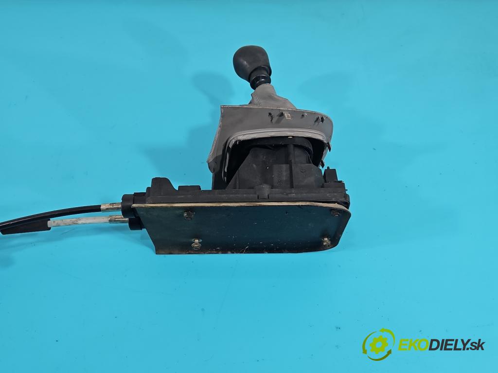 Ford Galaxy Mk1 1995-2006 2.3 16v 145 HP manual 107 kW 2295 cm3 5- Páka: Změny: stupeň,rýchlosť  (Rýchlostná páka (kulisa))