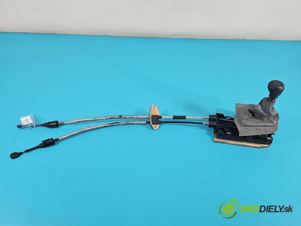 Ford Galaxy Mk1 1995-2006 2.3 16v 145 HP manual 107 kW 2295 cm3 5- Páka: Změny: stupeň,rýchlosť  (Rýchlostná páka (kulisa))