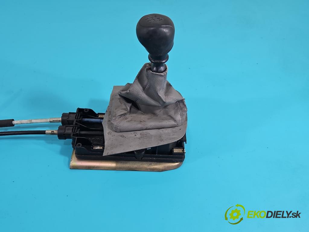 Ford Galaxy Mk1 1995-2006 2.3 16v 145 HP manual 107 kW 2295 cm3 5- Páka: Změny: stupeň,rýchlosť  (Rýchlostná páka (kulisa))