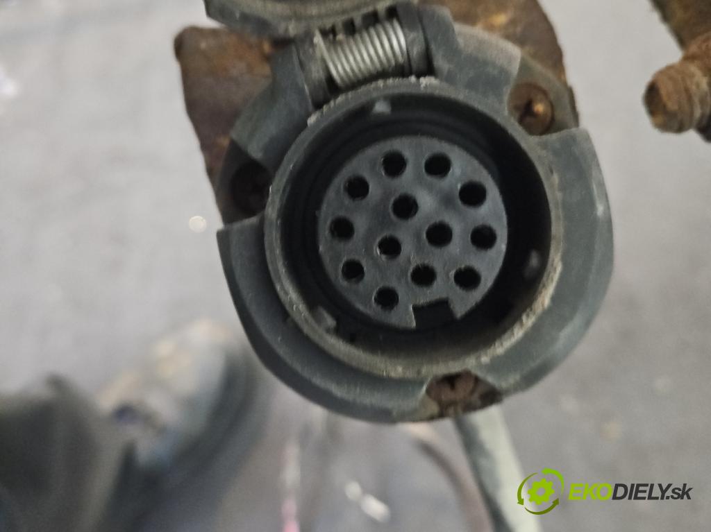 Ford Galaxy Mk1 1995-2006 2.3 16v 145 hp manual 107 kW 2295 cm3 5- oko tažné  (Tažná zařízení)