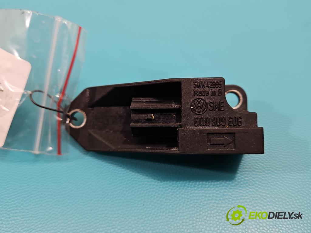 Vw Golf IV 1997-2003 1.9 TDI 131 HP manual 96 kW 1896 cm3 5- snímač šokovat: 6Q0909606 (Snímače nárazu)