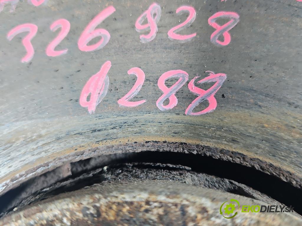 Audi A4 B6 2000-2004 1.9 tdi 131 HP manual 96 kW 1896 cm3 5- náboj pravé  (Náboje)