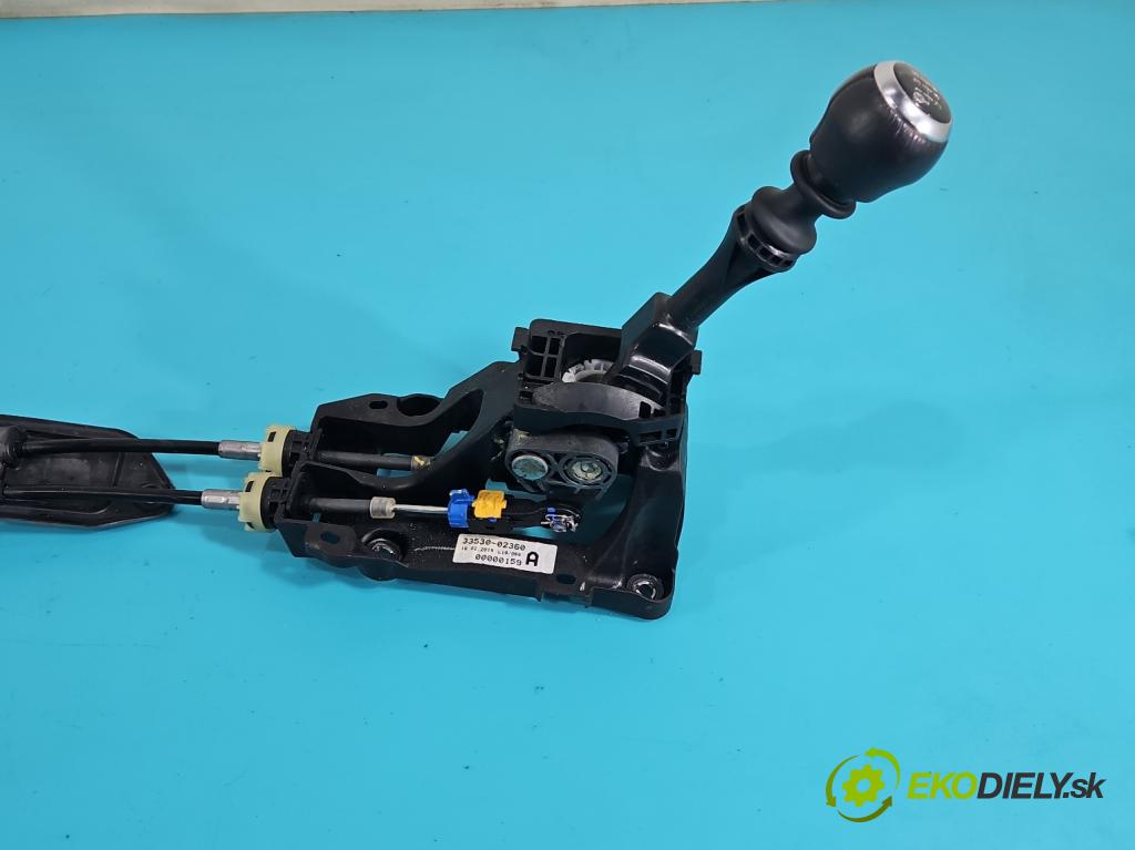 Toyota Corolla E21 2019- 1.6 16V 132  HP manual 97 kW 1598 cm3 4- Páka: Změny: stupeň,rýchlosť 33530-02360 (Rýchlostná páka (kulisa))