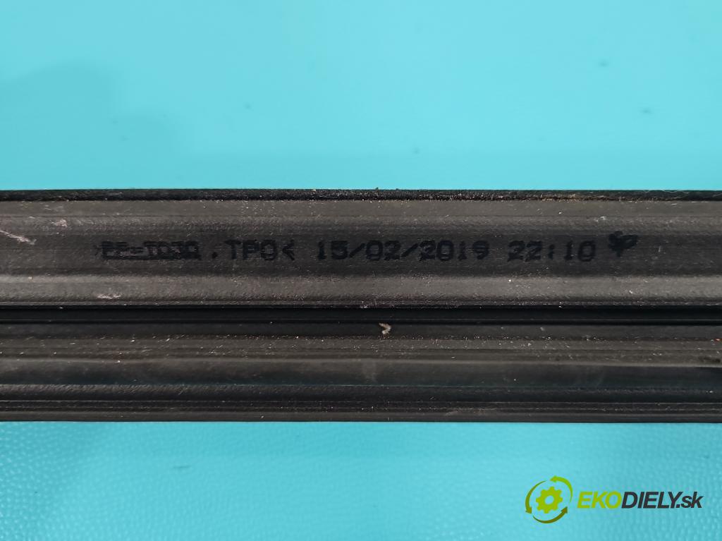 Toyota Corolla E21 2019- 1.6 16V 132  HP manual 97 kW 1598 cm3 4- Těsnění: dvere predné ľavé