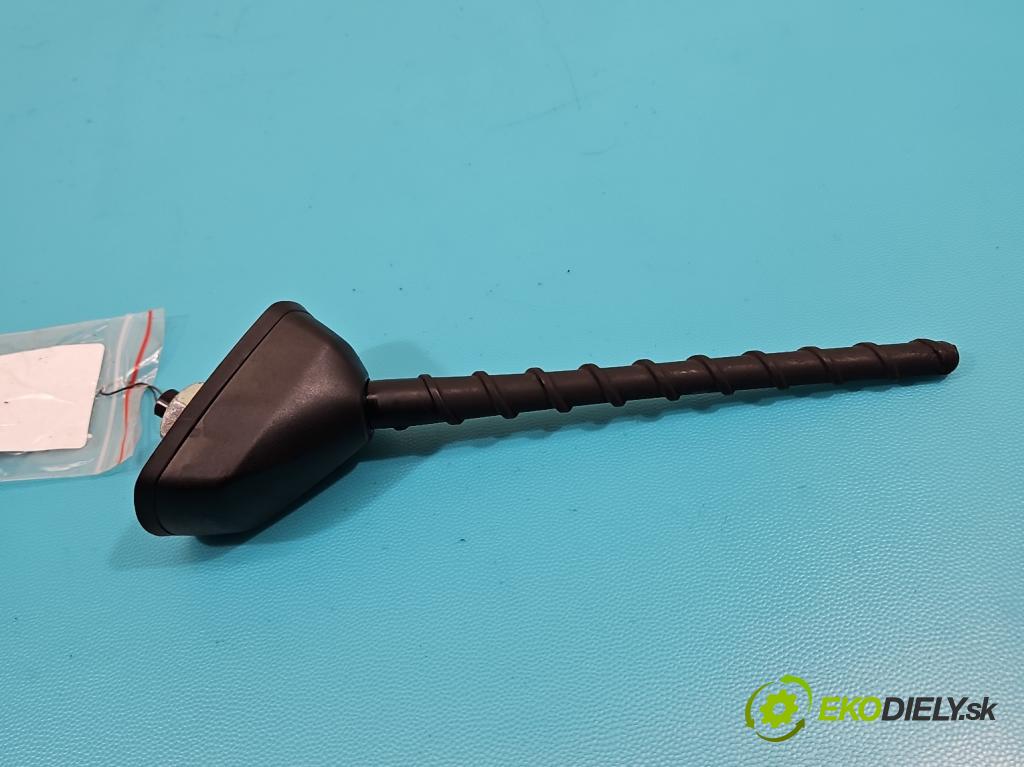 Hyundai Ix35 2.0 16V 163 HP manual 120 kW 1980 cm3 5- Antena V3-05228EK