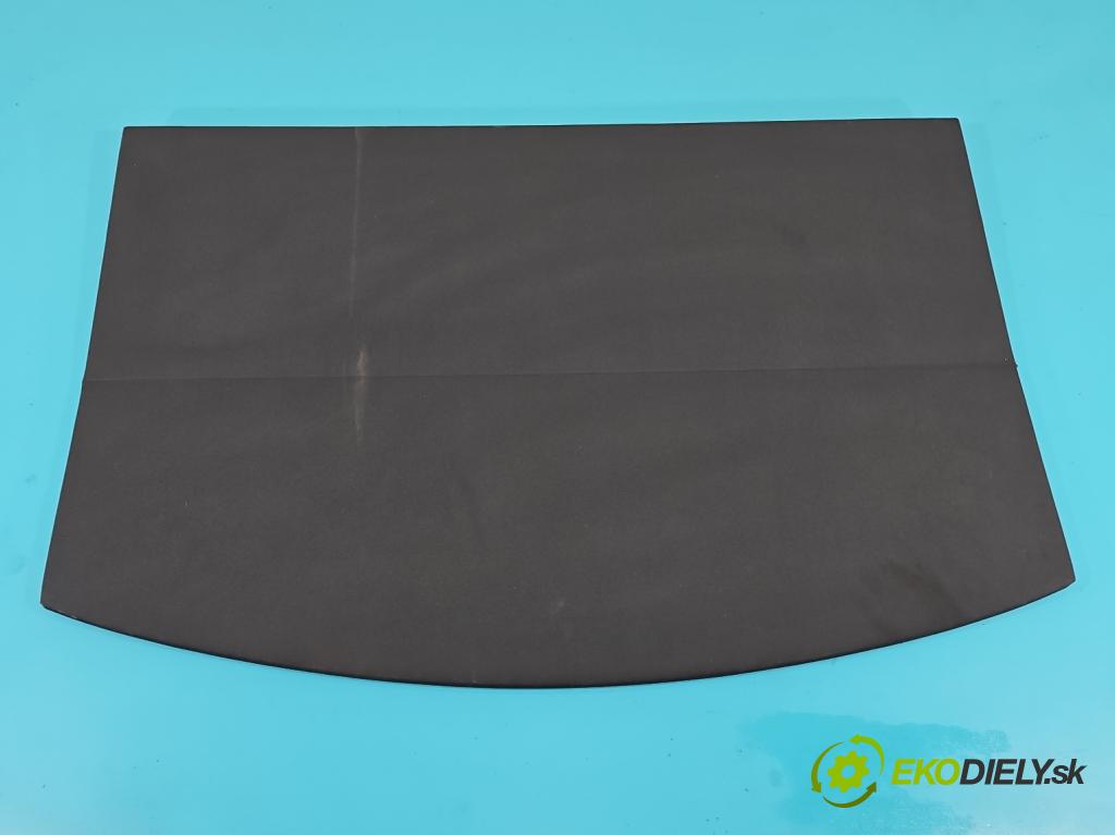 Tesla Model S 0.0b: 367hp automatic 270 kW  5- zadná  (Pláta zadné)