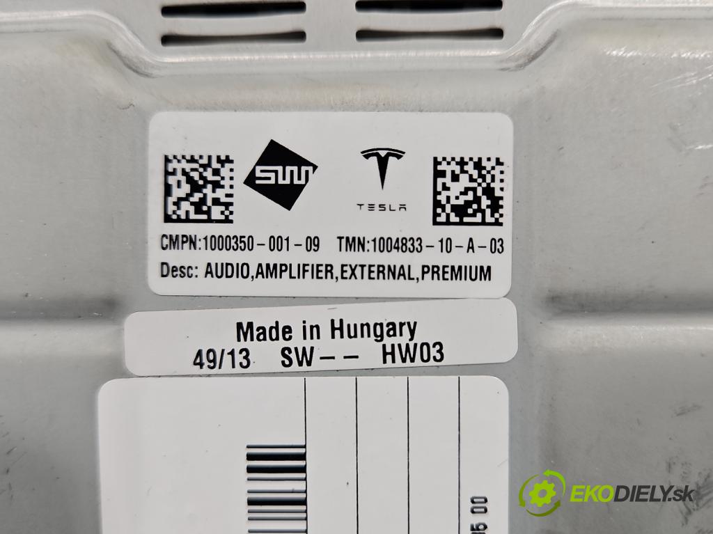 Tesla Model S 0.0b: 367hp automatic 270 kW  5- Zesilovač: 1000350-001-09 (Zesilovače)