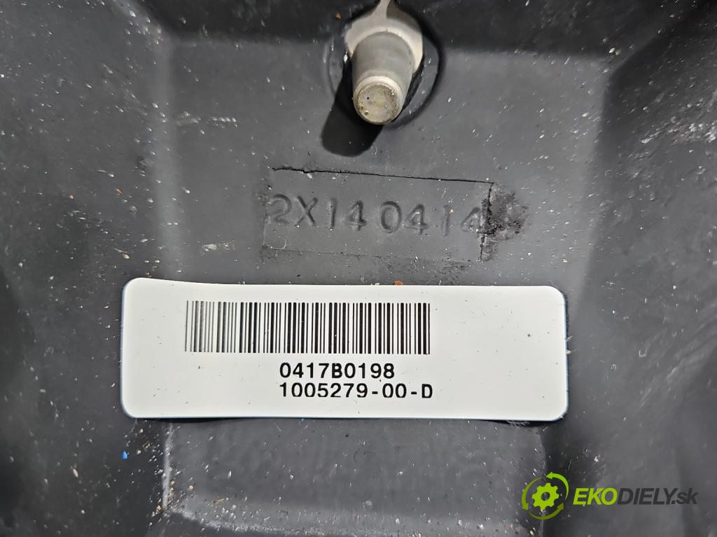 Tesla Model S 0.0b: 367hp automatic 270 kW  5- volant 0417B0198 (Volanty)