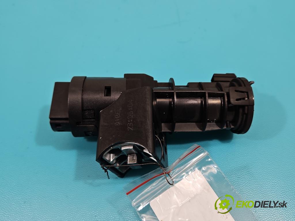 Alfa romeo Gt 1.9 JTD 150 HP manual 110 kW 1910 cm3 3- Spínačka  (Spínacie skrinky a kľúče)