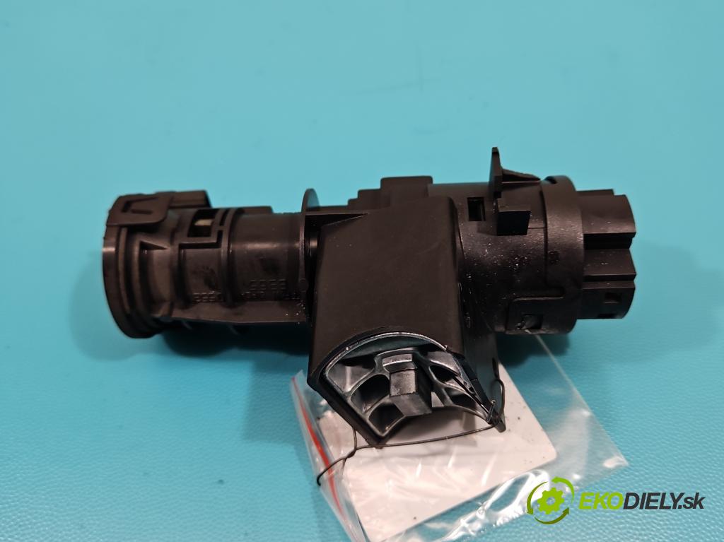 Alfa romeo Gt 1.9 JTD 150 HP manual 110 kW 1910 cm3 3- Spínačka  (Spínacie skrinky a kľúče)