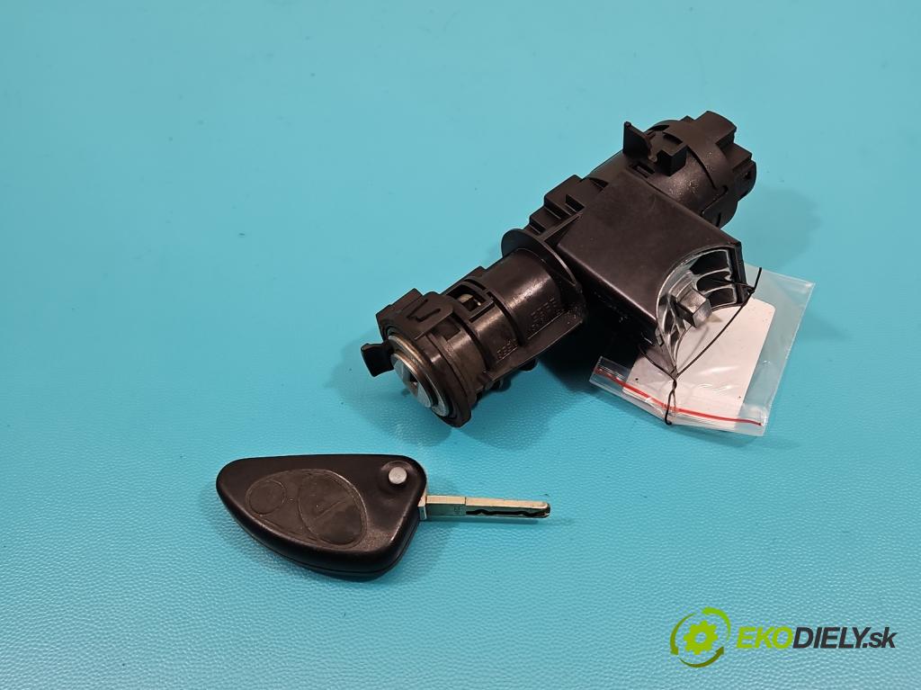 Alfa romeo Gt 1.9 JTD 150 HP manual 110 kW 1910 cm3 3- Spínačka  (Spínacie skrinky a kľúče)