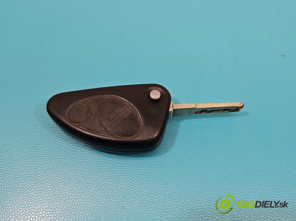 Alfa romeo Gt 1.9 JTD 150 HP manual 110 kW 1910 cm3 3- Spínačka  (Spínacie skrinky a kľúče)