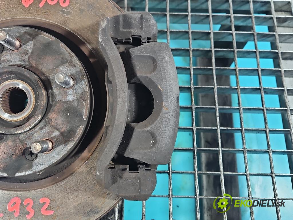 Hyundai Ix35 2.0 16V 163 HP manual 120 kW 1980 cm3 5- brzdič predné pravý  (Ostatné)