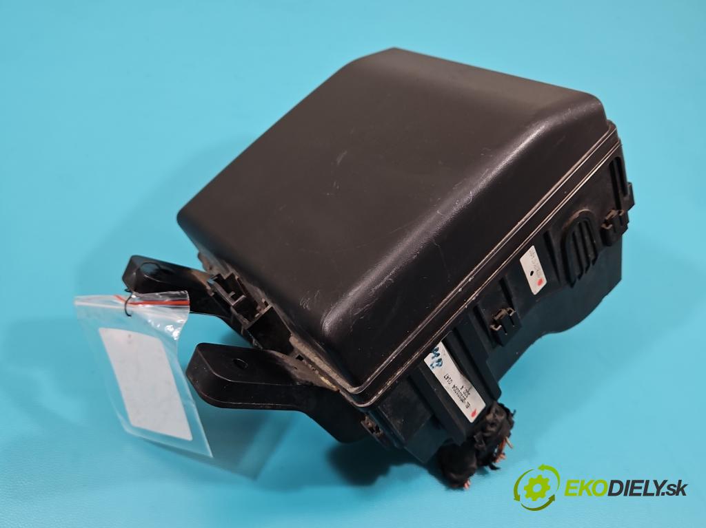 Hyundai Ix35 2.0 16V 163 hp manual 120 kW 1980 cm3 5- skříňka pojistková 91950-2S010 (Pojistkové skříňky)