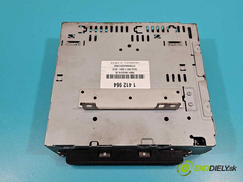 Volvo S40 II 2004-2012 2.4b 140 HP manual 103 kW 2435 cm3 4- Radio originál 8696051