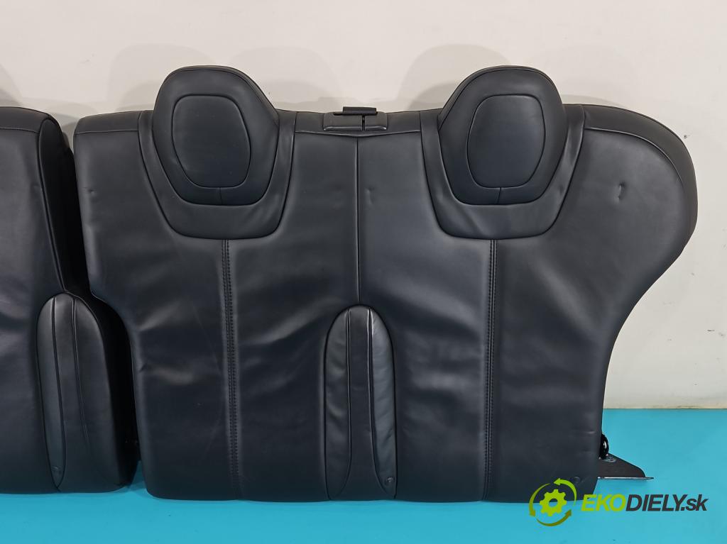 Tesla Model S 0.0b: 367hp automatic 270 kW  5- Pohovka: zadné  (Sedačky, sedadlá)