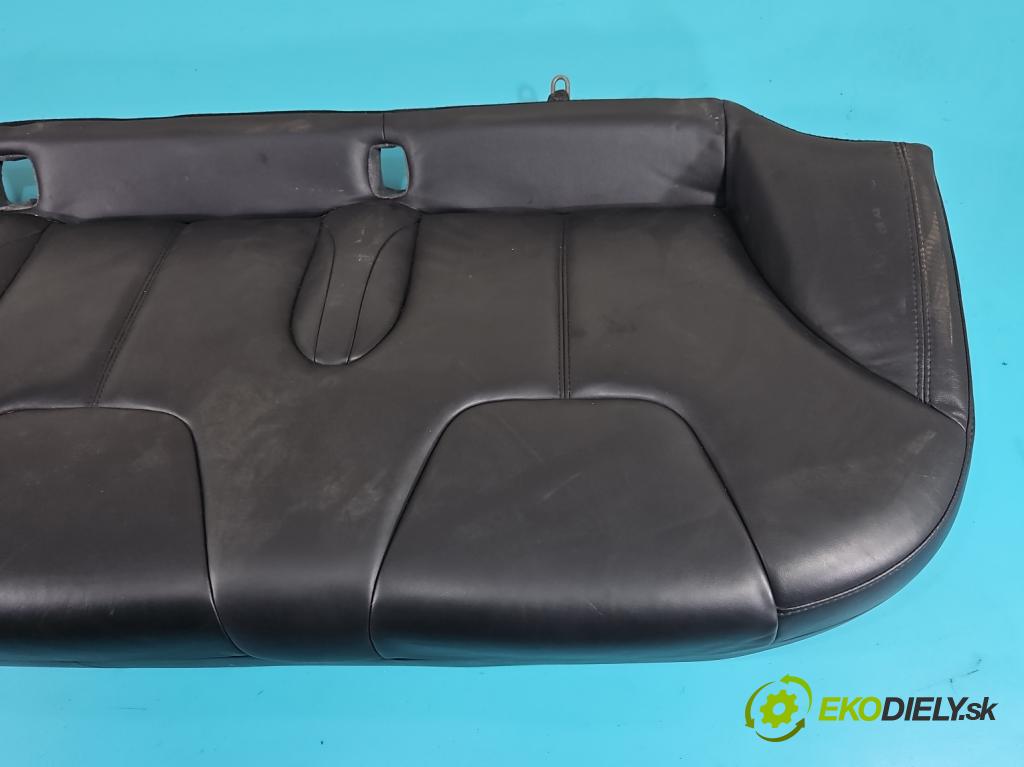 Tesla Model S 0.0b: 367hp automatic 270 kW  5- Pohovka: zadné  (Sedačky, sedadlá)